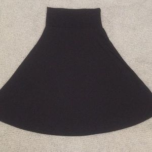 New Solid Black Skirt